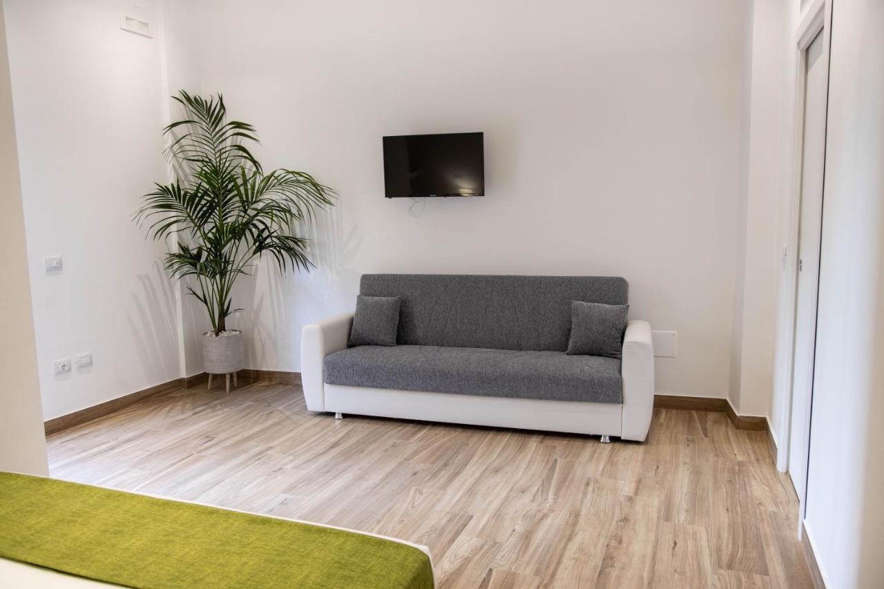 Beltrani Rent Rooms Buitenkant foto